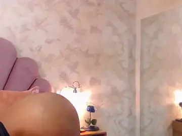 Briannamoret  live sex cam