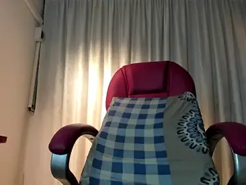 KOURTNEY--  live sex cam