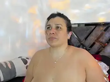 Martina_Foxy01  live sex cam