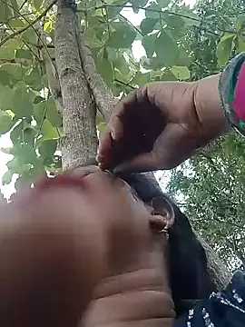 Na_shreya  live sex cam