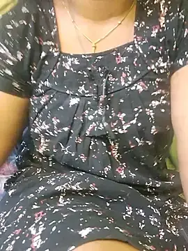 Tamil_hot_leena  live sex cam