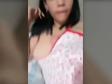 Xotuuudinharbassil  live sex cam