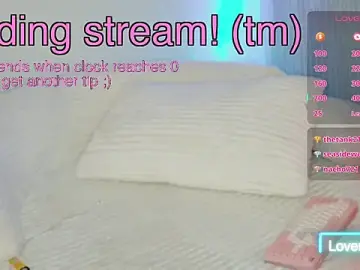 Bobbivalentine  live sex cam