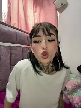 Dulce-katt  live sex cam