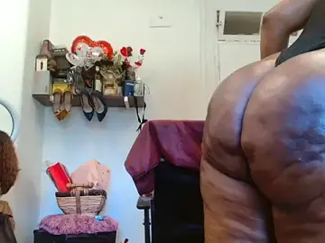 XTALLSEXYBUMx  live sex cam