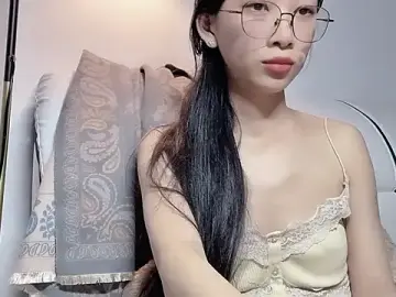 Lili-2  live sex cam