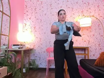 Taylor_bennet  live sex cam
