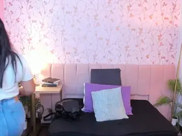 Taylor_bennet  live sex cam