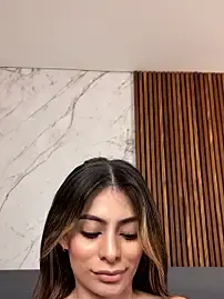 Amara_Velvet_  live sex cam