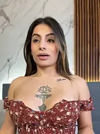 Amara_Velvet_  live sex cam