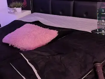 DanellaZambrano  live sex cam