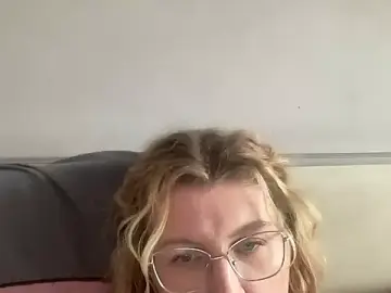 Kadayy1  live sex cam