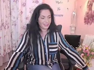 MyLovOne  live sex cam