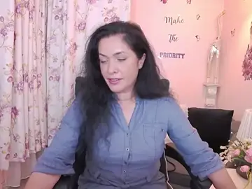 MyLovOne  live sex cam