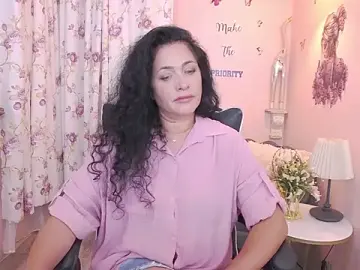 MyLovOne  live sex cam