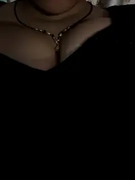 SEXY-SALONEY  live sex cam