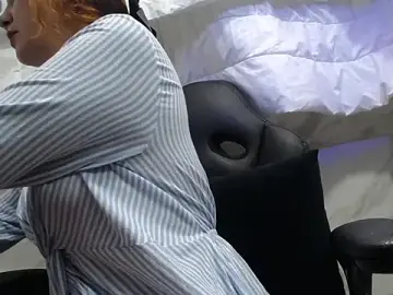 Kyra_jeet  live sex cam