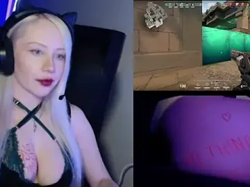 Roxxyrowe  live sex cam