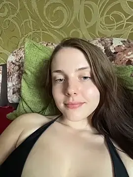 Katrinhoney  live sex cam