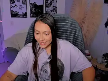 MartinnaBonnet  live sex cam