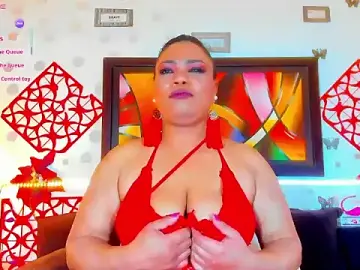 SQUIRTBRUNETE  live sex cam