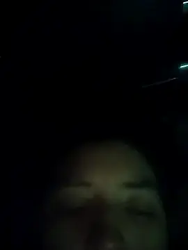 Tomboyhot77  live sex cam