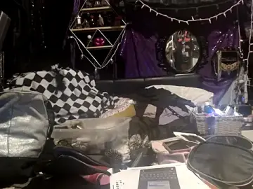 Allymoon1369  live sex cam