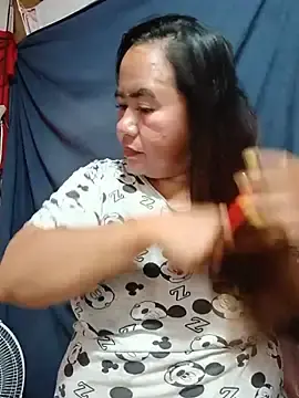 Babyloves69  live sex cam