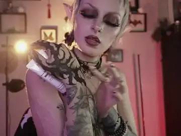 Insania_9999_  live sex cam