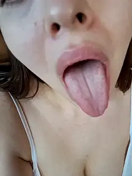 La_luna_sorse  live sex cam