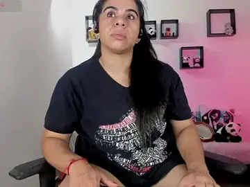Biancastrongg  live sex cam