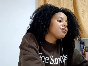 EsterSantopietro  live sex cam