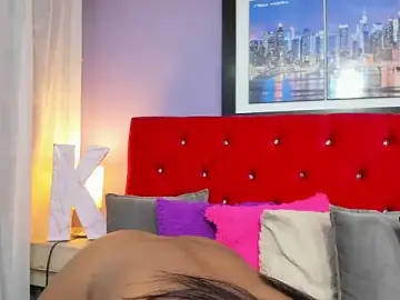 KatieGomez  live sex cam