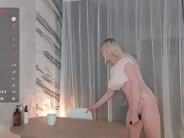 LadaSolar  live sex cam