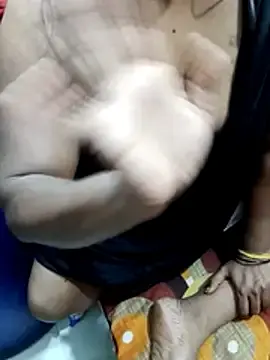 Pyasi-bhabhi  live sex cam