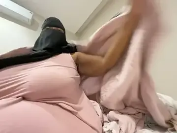 Submissive_Arab  live sex cam