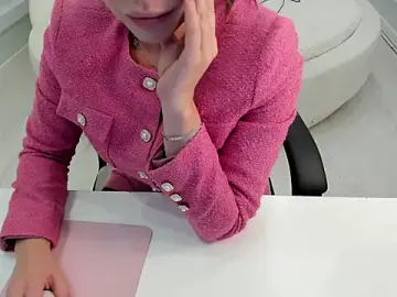 VVprincessK  live sex cam
