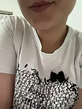 Ateslibuse06  live sex cam