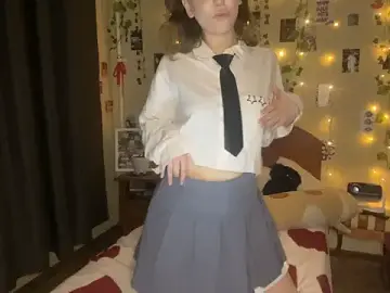 Cherryscrush  live sex cam
