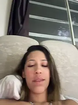 Vicky_bass_  live sex cam