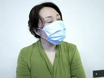 Yyyjiajiajia  live sex cam