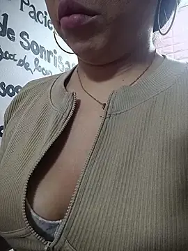 Zahra_Jalid  live sex cam