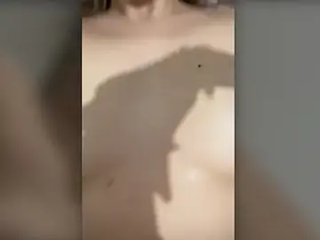 Bucettonabraxx  live sex cam