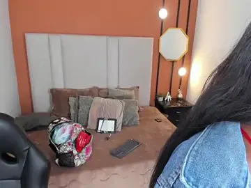Mia_boobs24  live sex cam