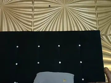 Emmily_keller19  live sex cam