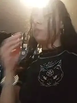 Krarakiara  live sex cam