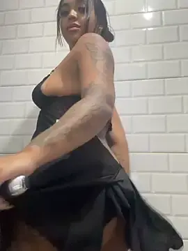 Naymartins  live sex cam