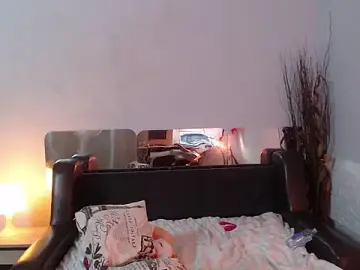 Alice_here  live sex cam