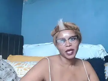 BustyBela42  live sex cam