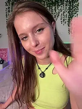 By_Bunny  live sex cam
